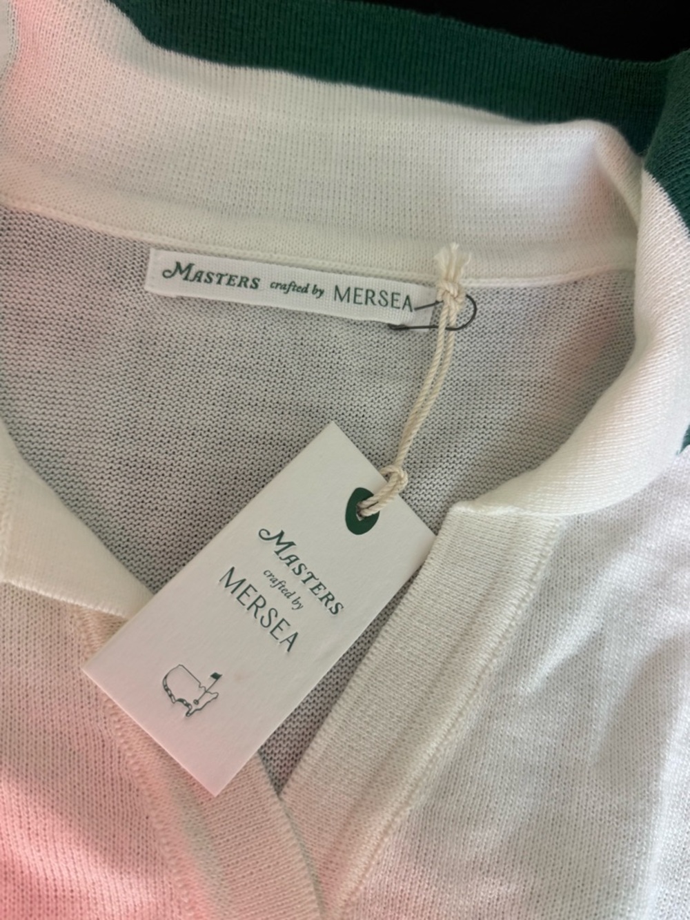 Masters crafted by MerSea White Knit Top with Green Trim collar Small 2026 - Picture 2 of 2